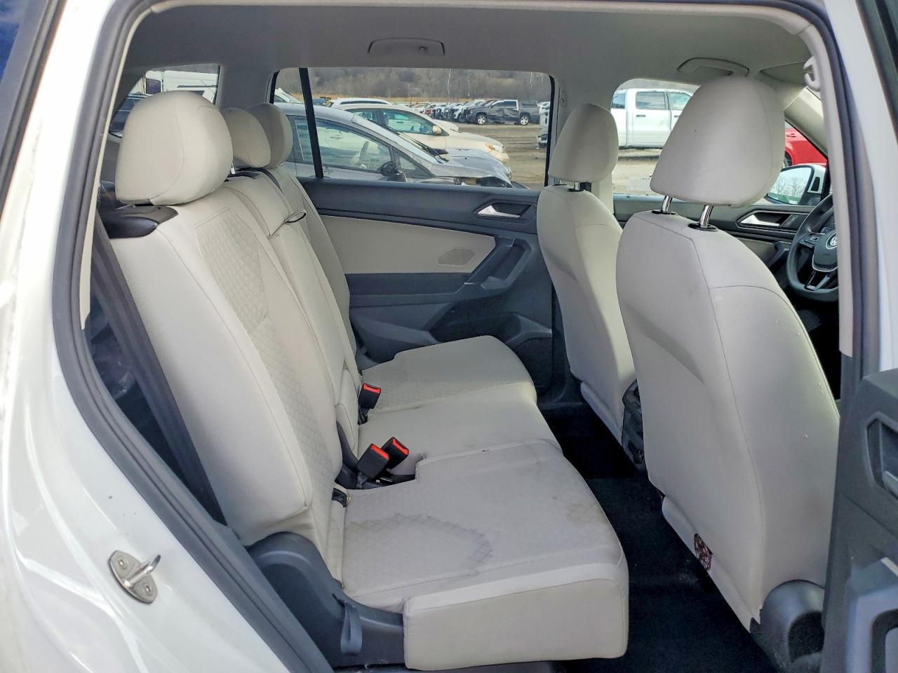 2020 VOLKSWAGEN TIGUAN S photo 31