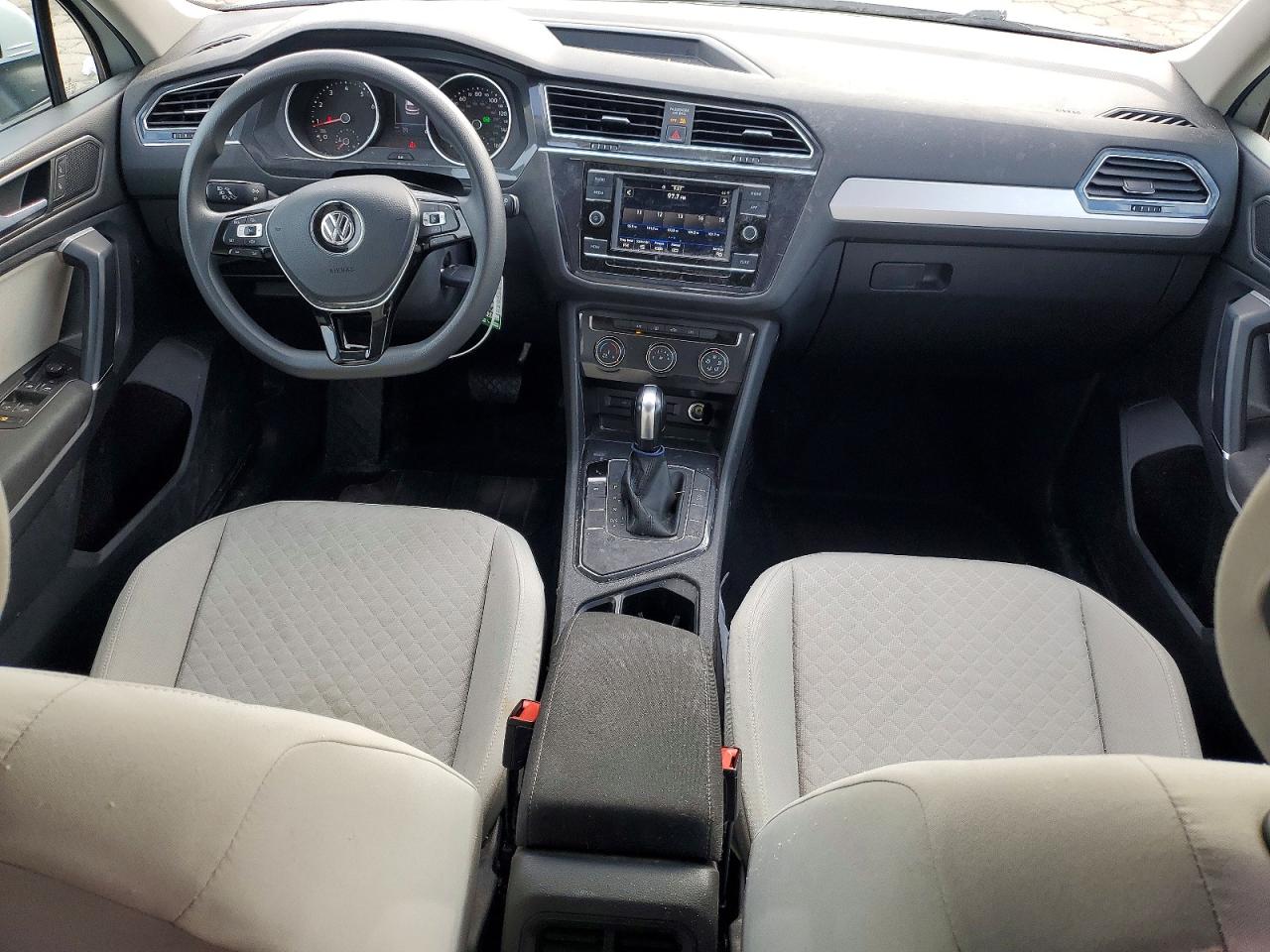 2020 VOLKSWAGEN TIGUAN S photo 22