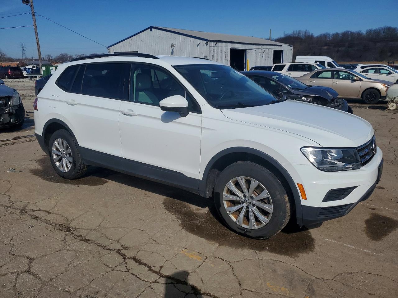 2020 VOLKSWAGEN TIGUAN S photo 10