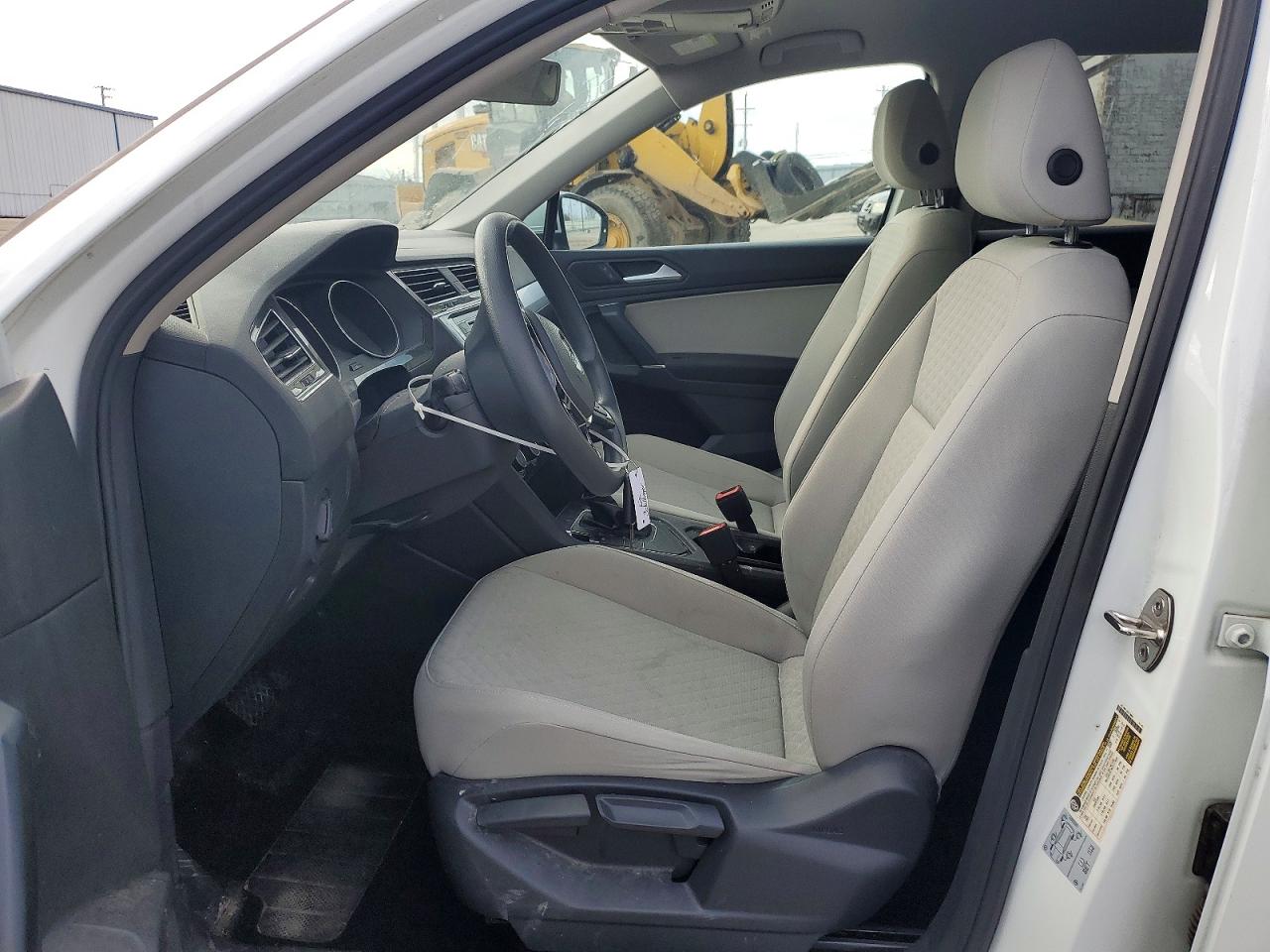 2020 VOLKSWAGEN TIGUAN S photo 19