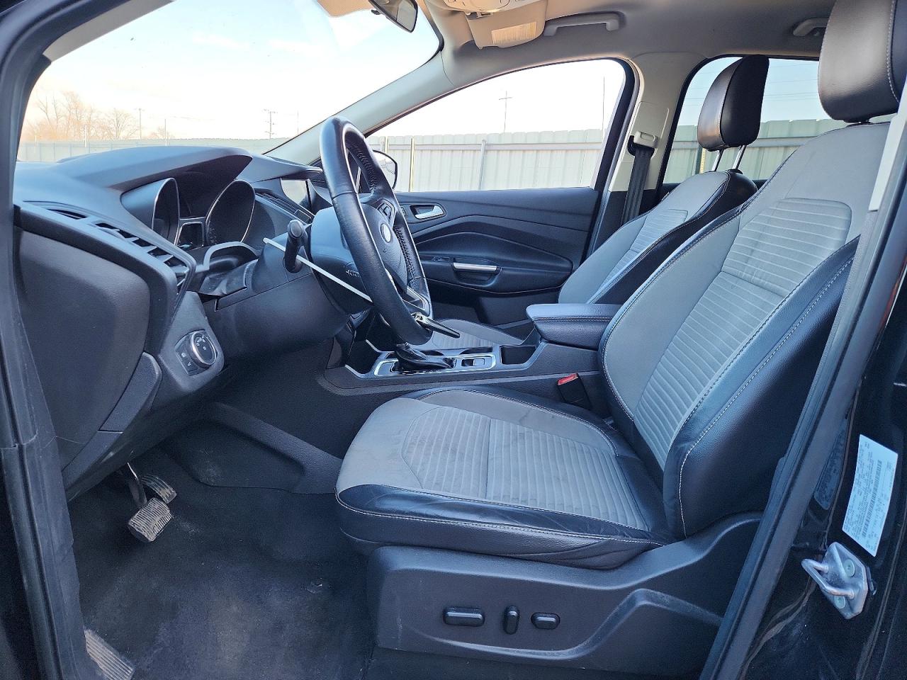 2019 FORD ESCAPE SE photo 13