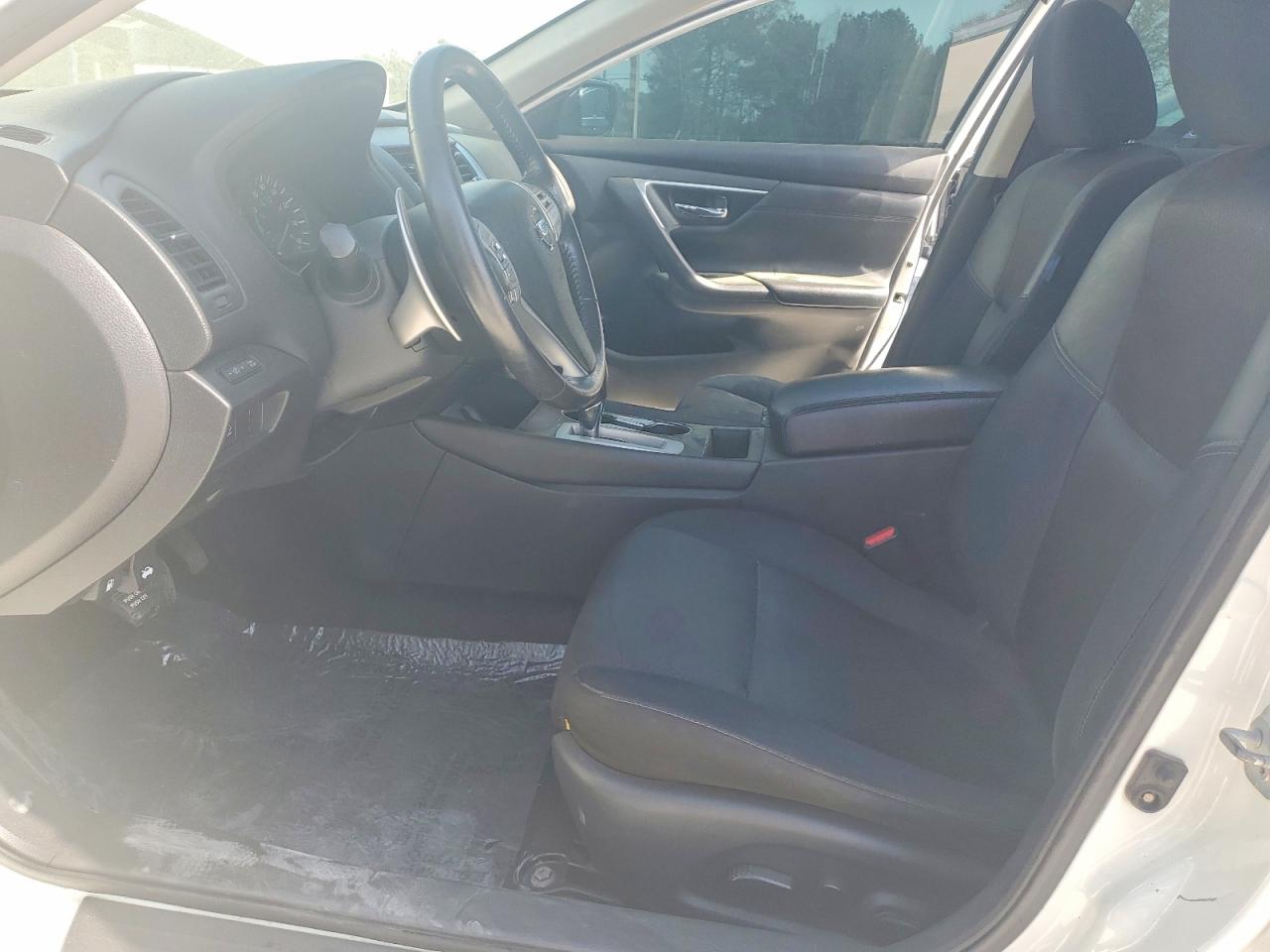 2017 NISSAN ALTIMA 2.5 SR photo 7