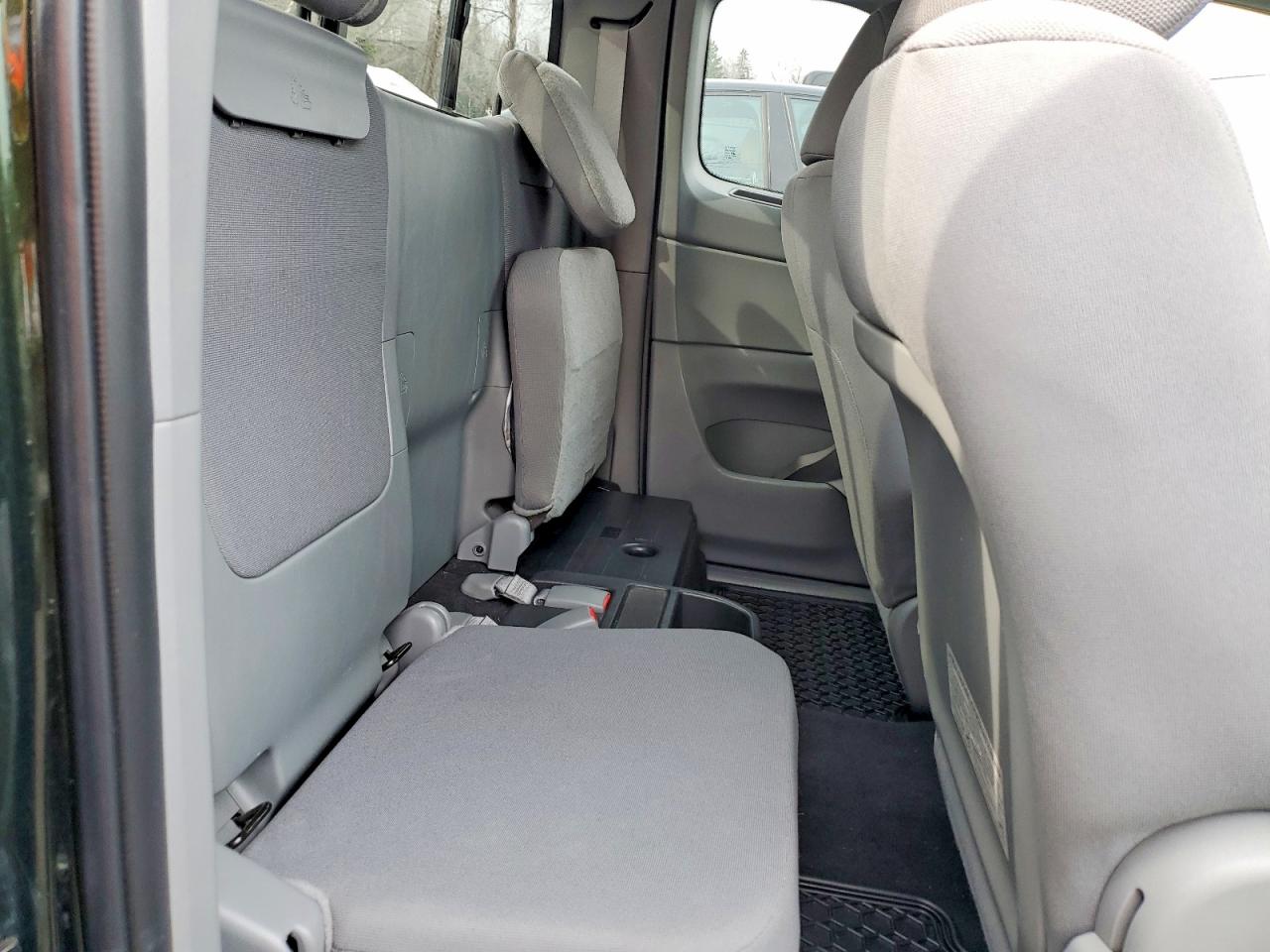 2013 TOYOTA TACOMA BASE photo 28