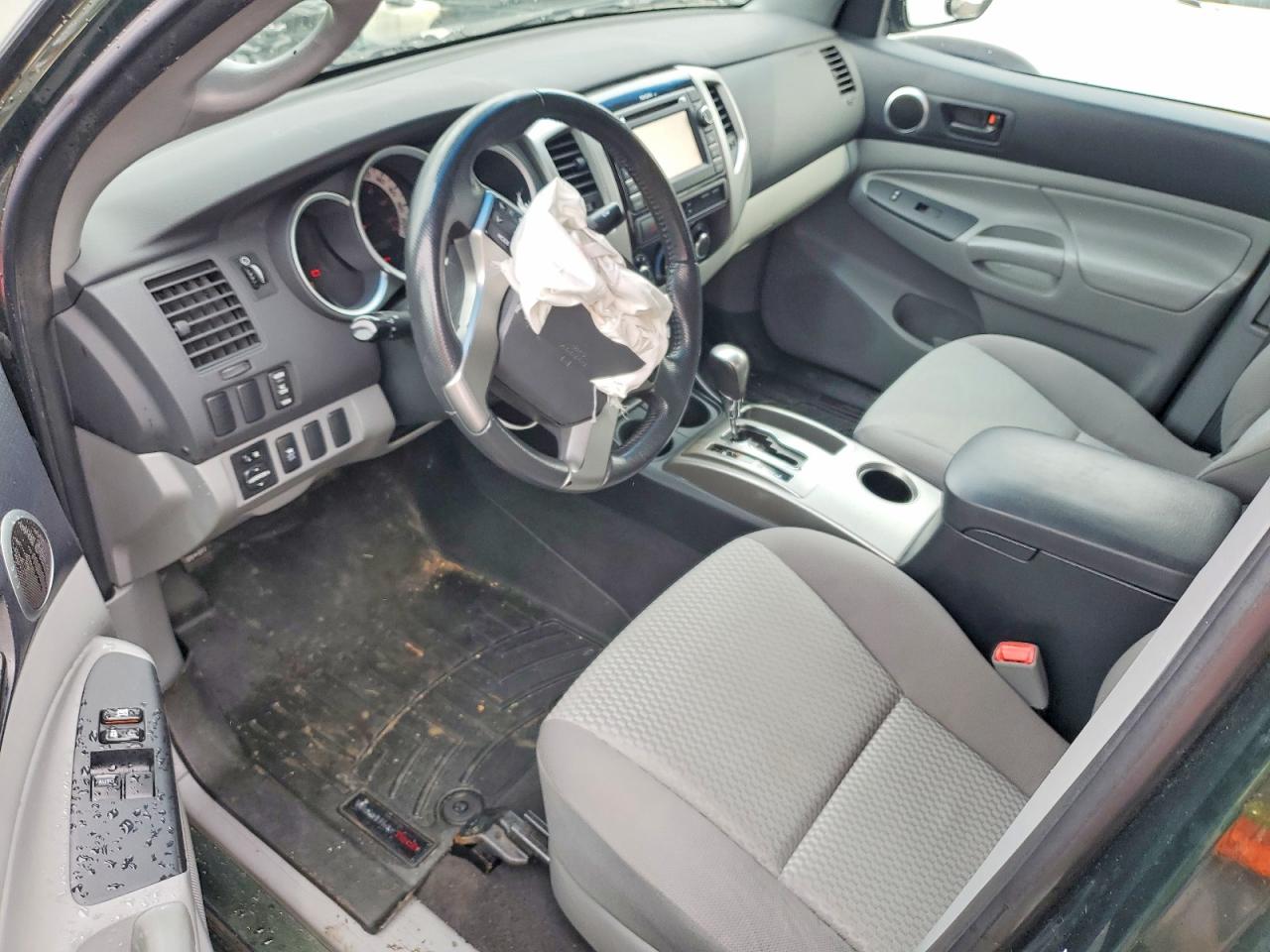 2013 TOYOTA TACOMA BASE photo 22