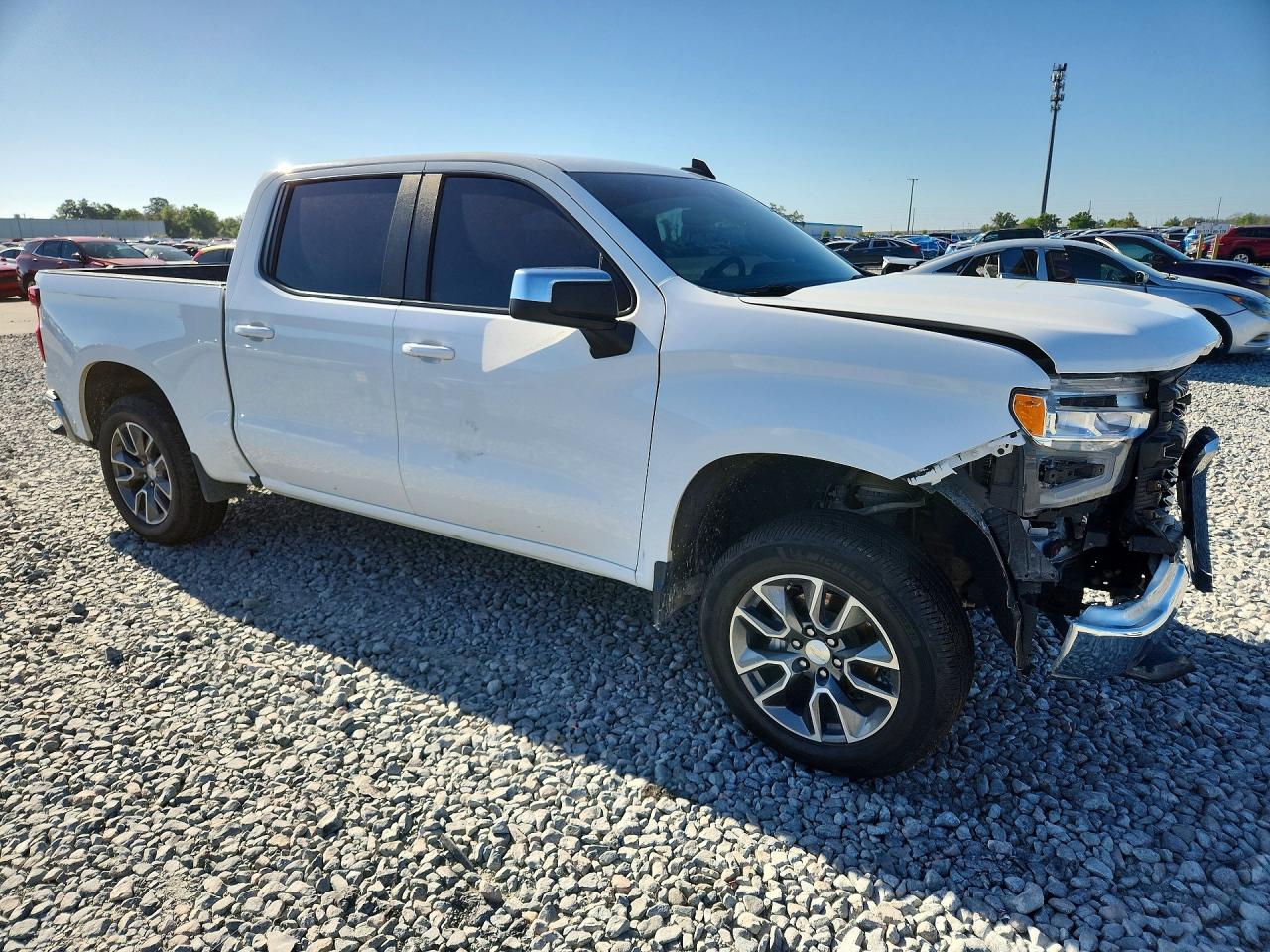 2023 CHEVROLET SILVERADO K1500 LT photo 4