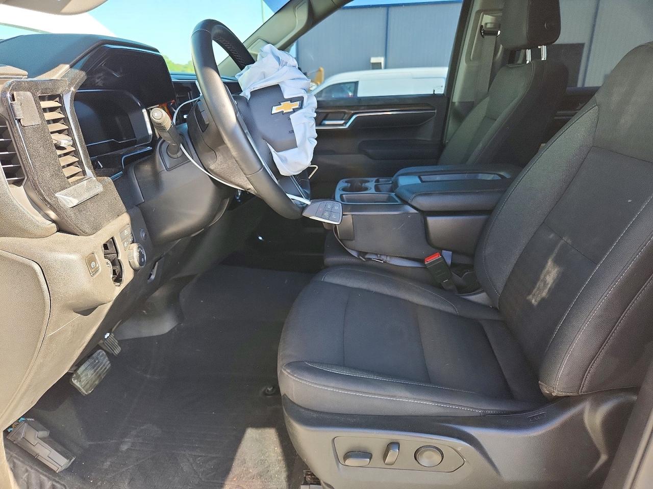 2023 CHEVROLET SILVERADO K1500 LT photo 7