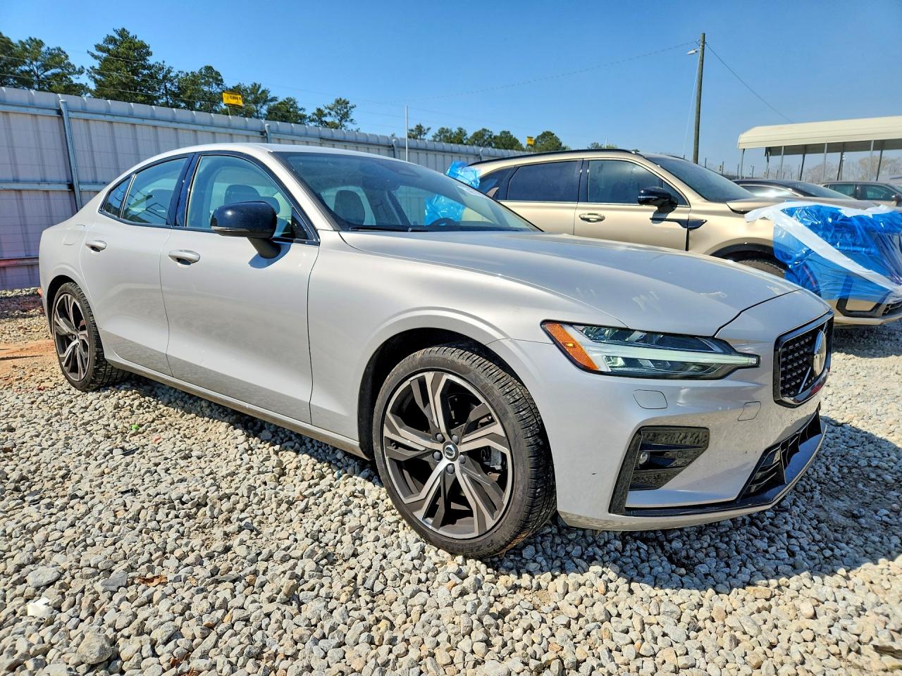 2024 VOLVO S60 CORE photo 7