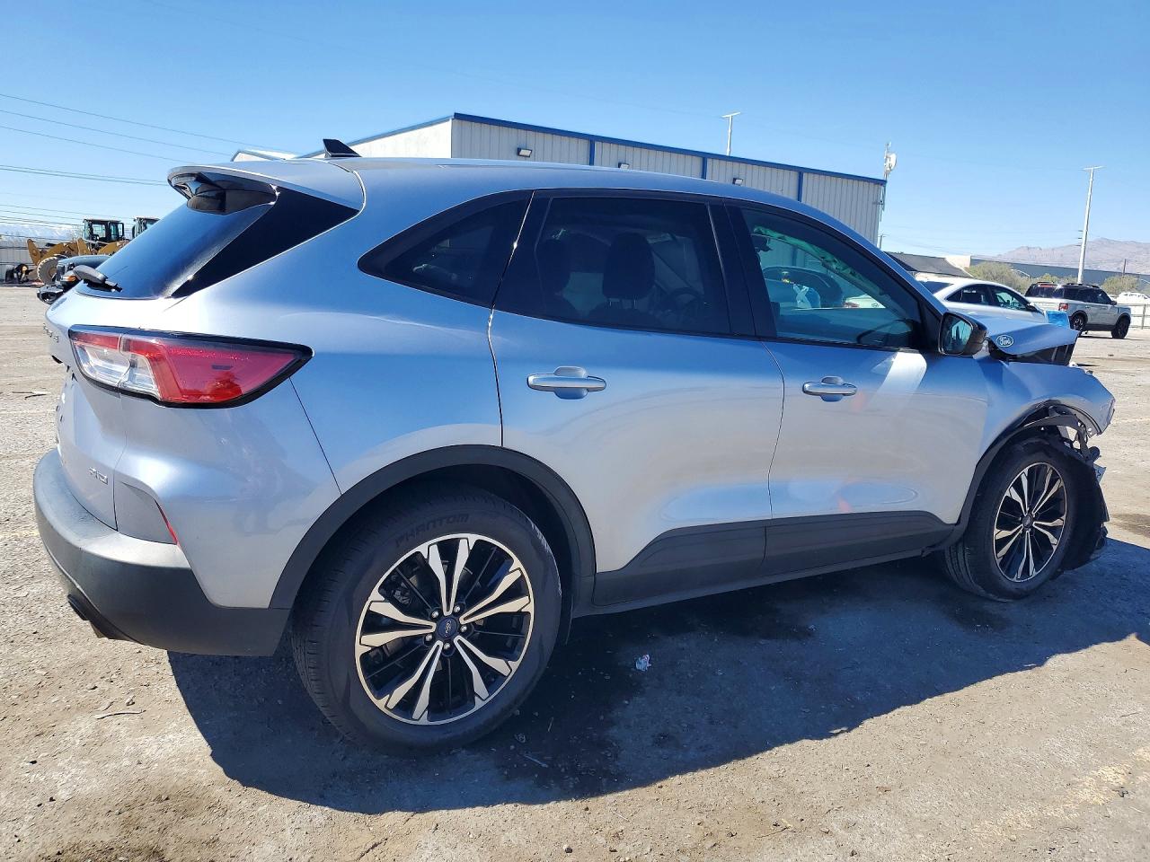 2022 FORD ESCAPE SE photo 5