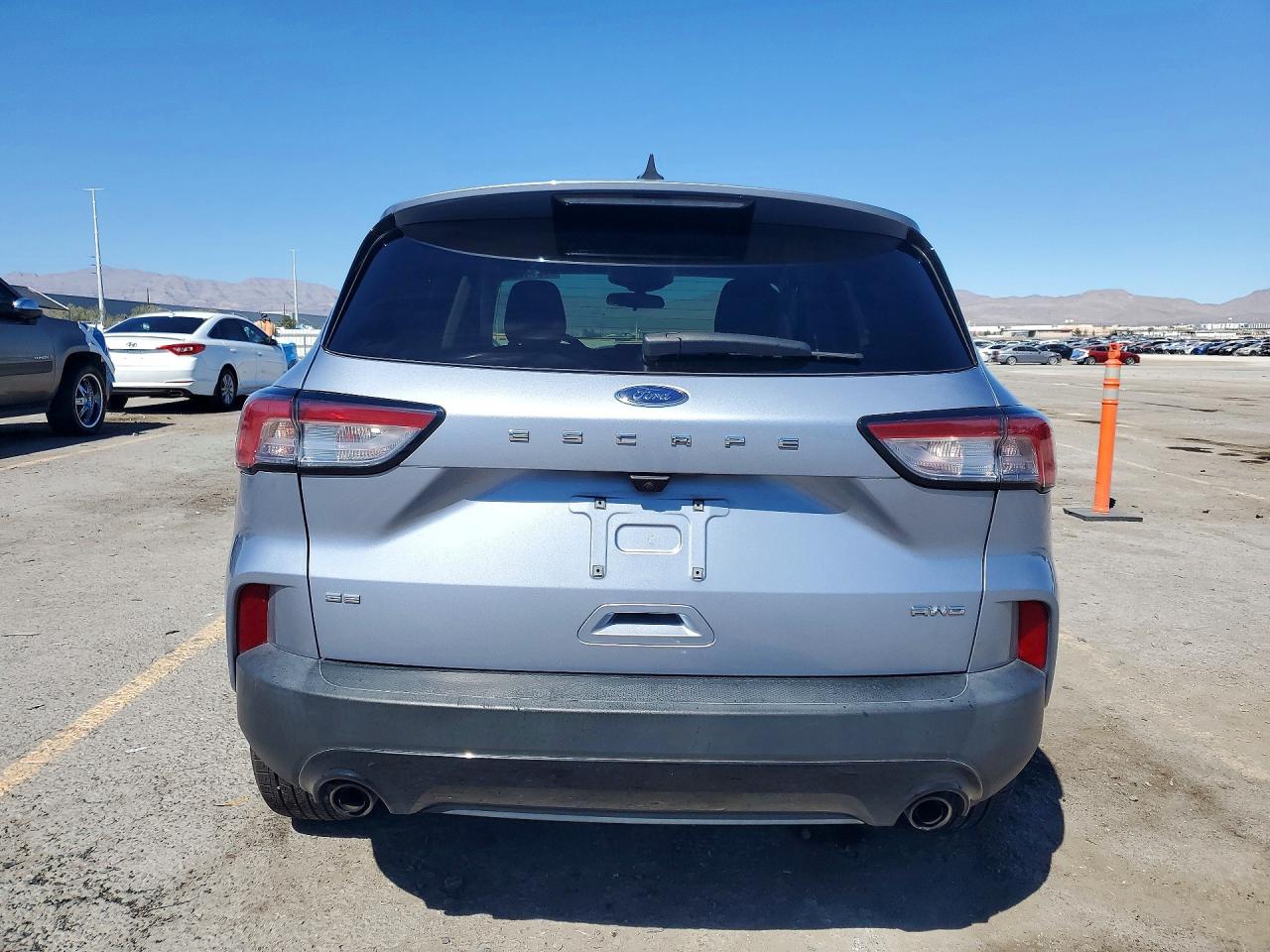 2022 FORD ESCAPE SE photo 11