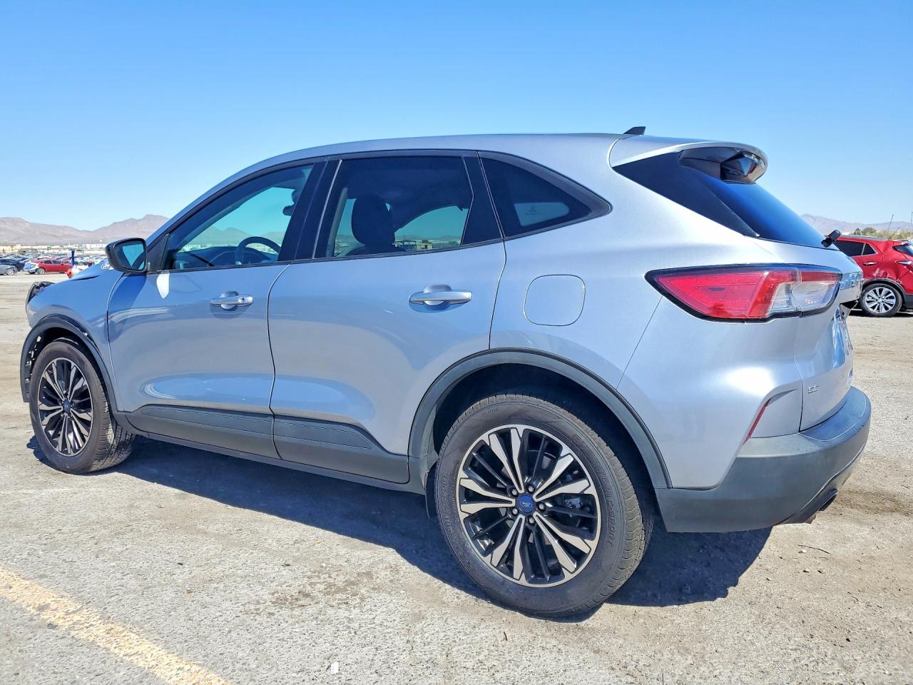 2022 FORD ESCAPE SE photo 3