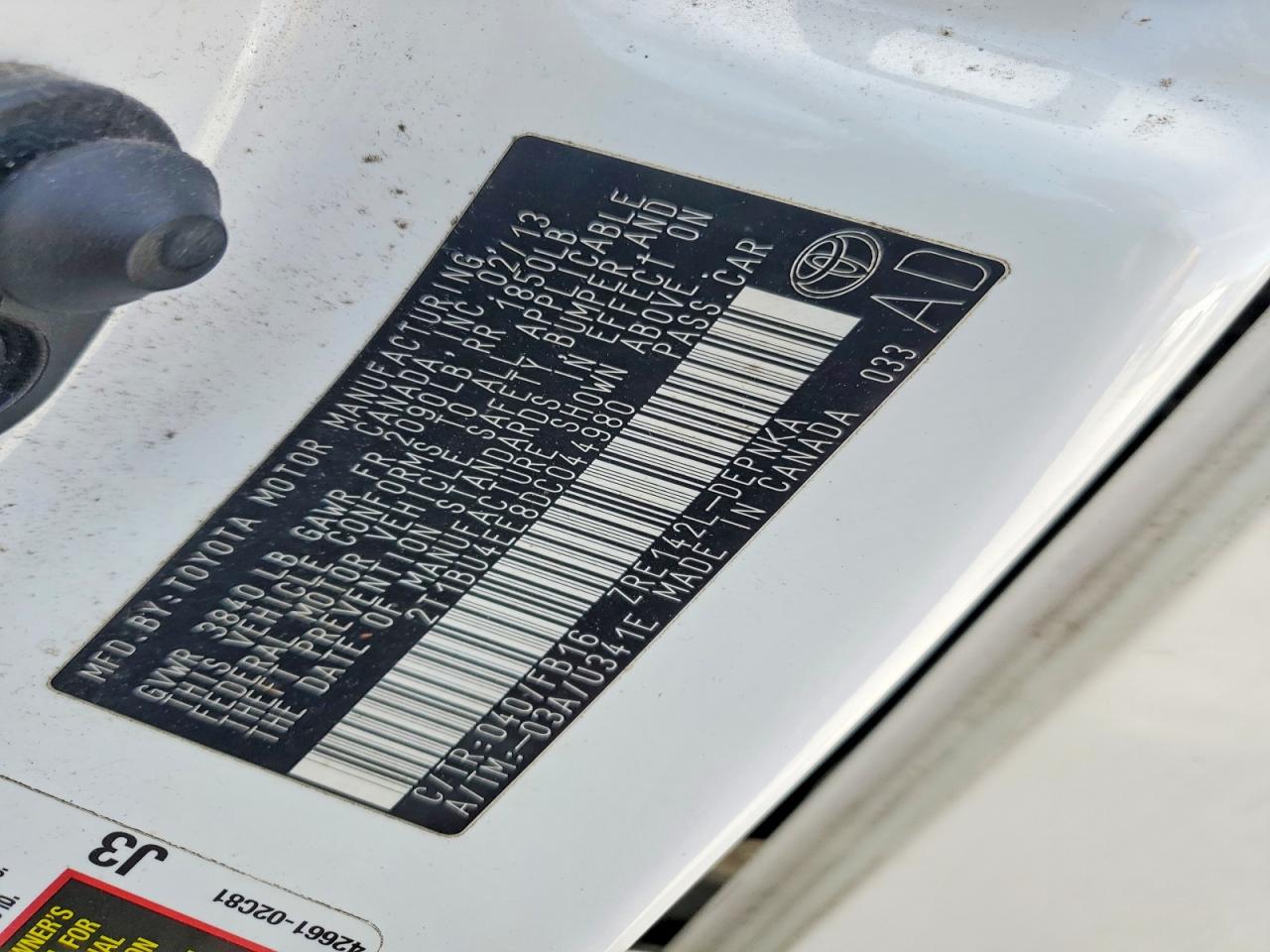 2013 TOYOTA COROLLA LE photo 34