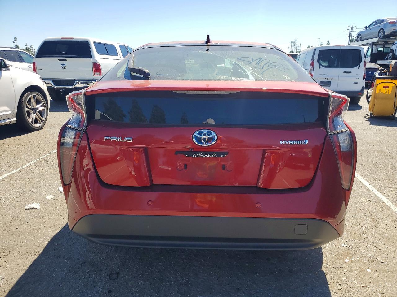2017 TOYOTA PRIUS TWO photo 11