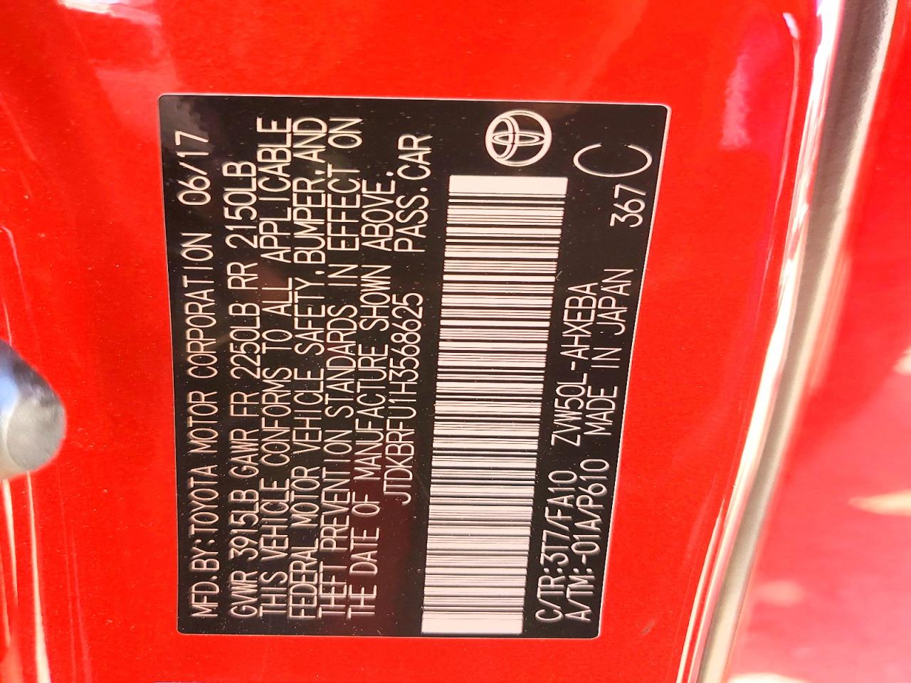 2017 TOYOTA PRIUS TWO photo 25