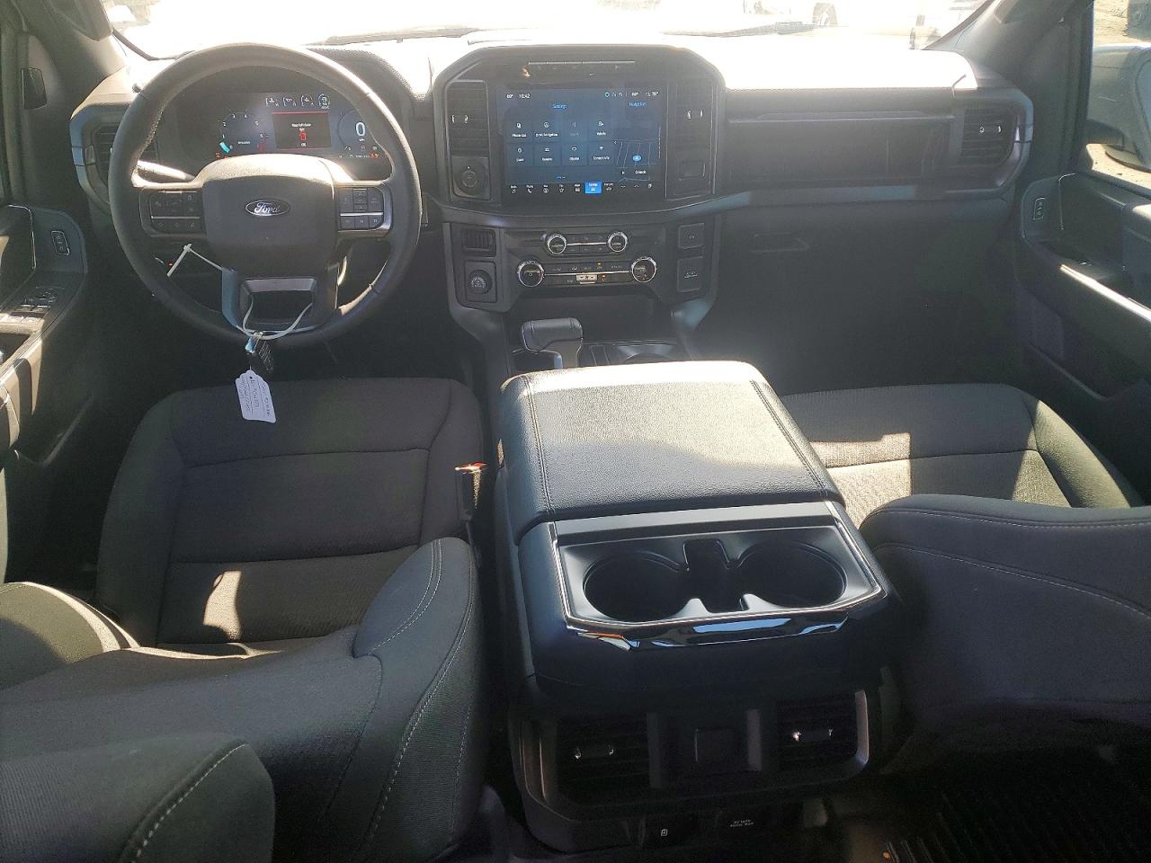 2024 FORD F150 XLT photo 8