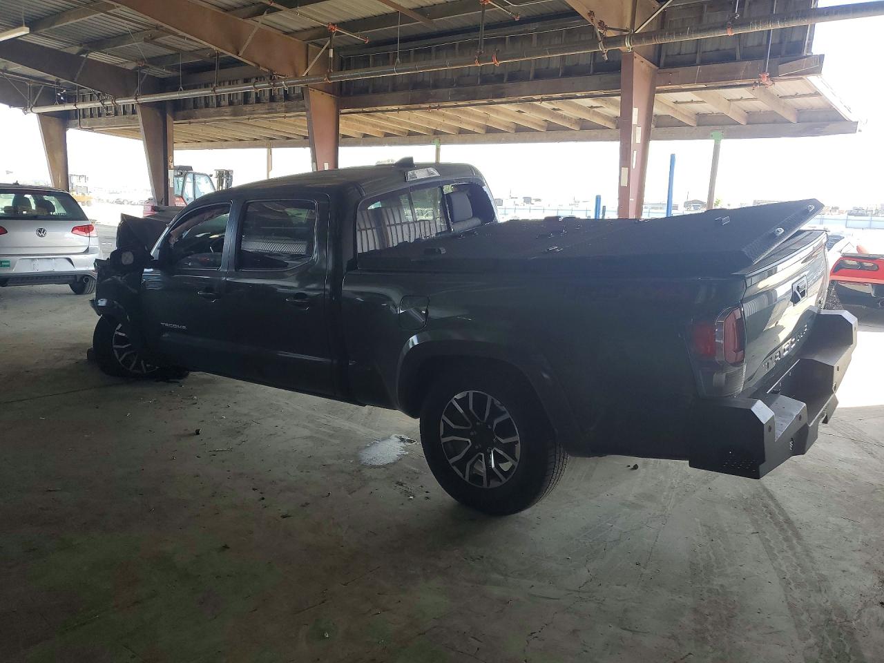 2022 TOYOTA TACOMA TRD SPORT photo 4