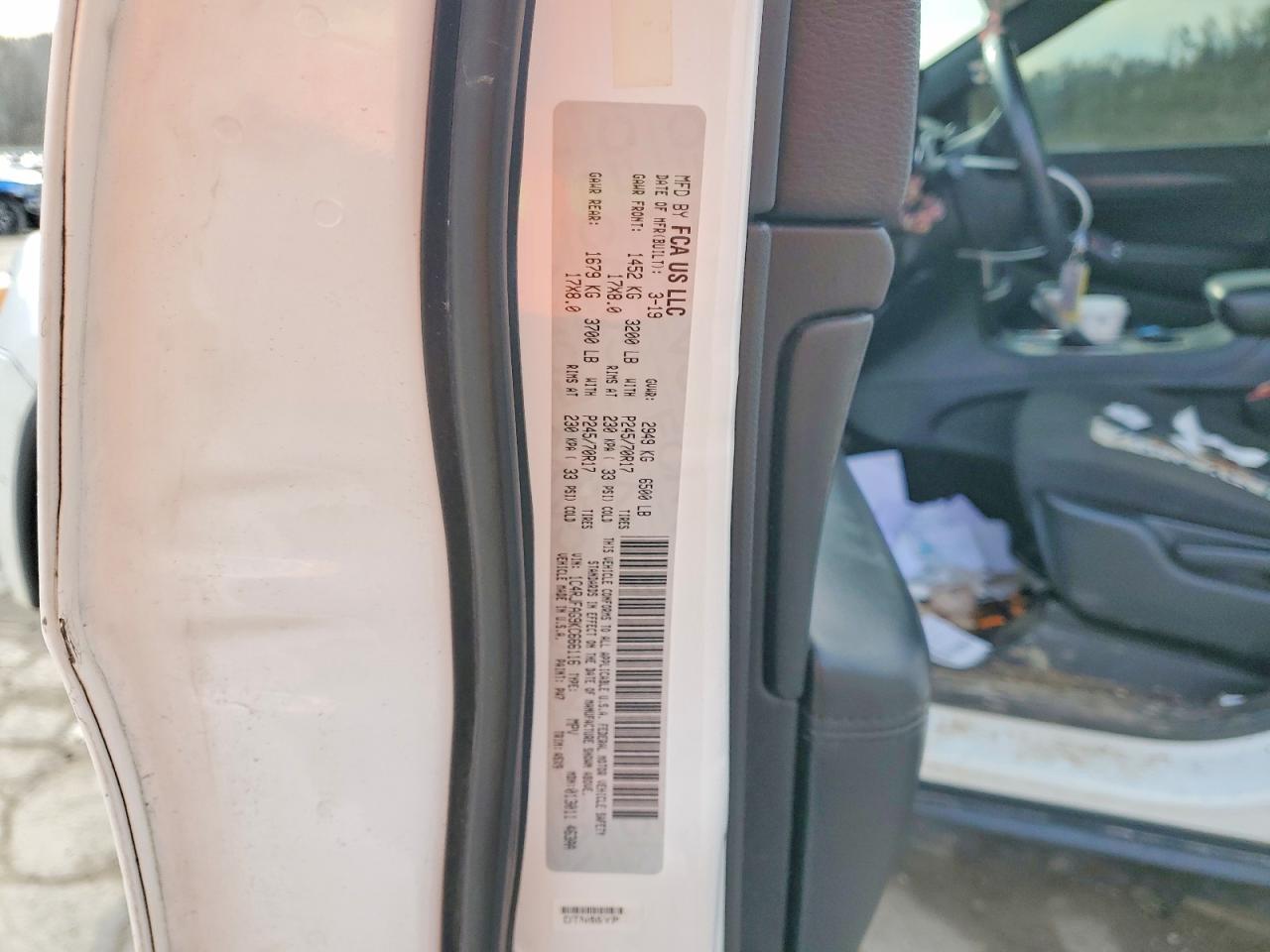2019 JEEP GRAND CHEROKEE LAREDO photo 25