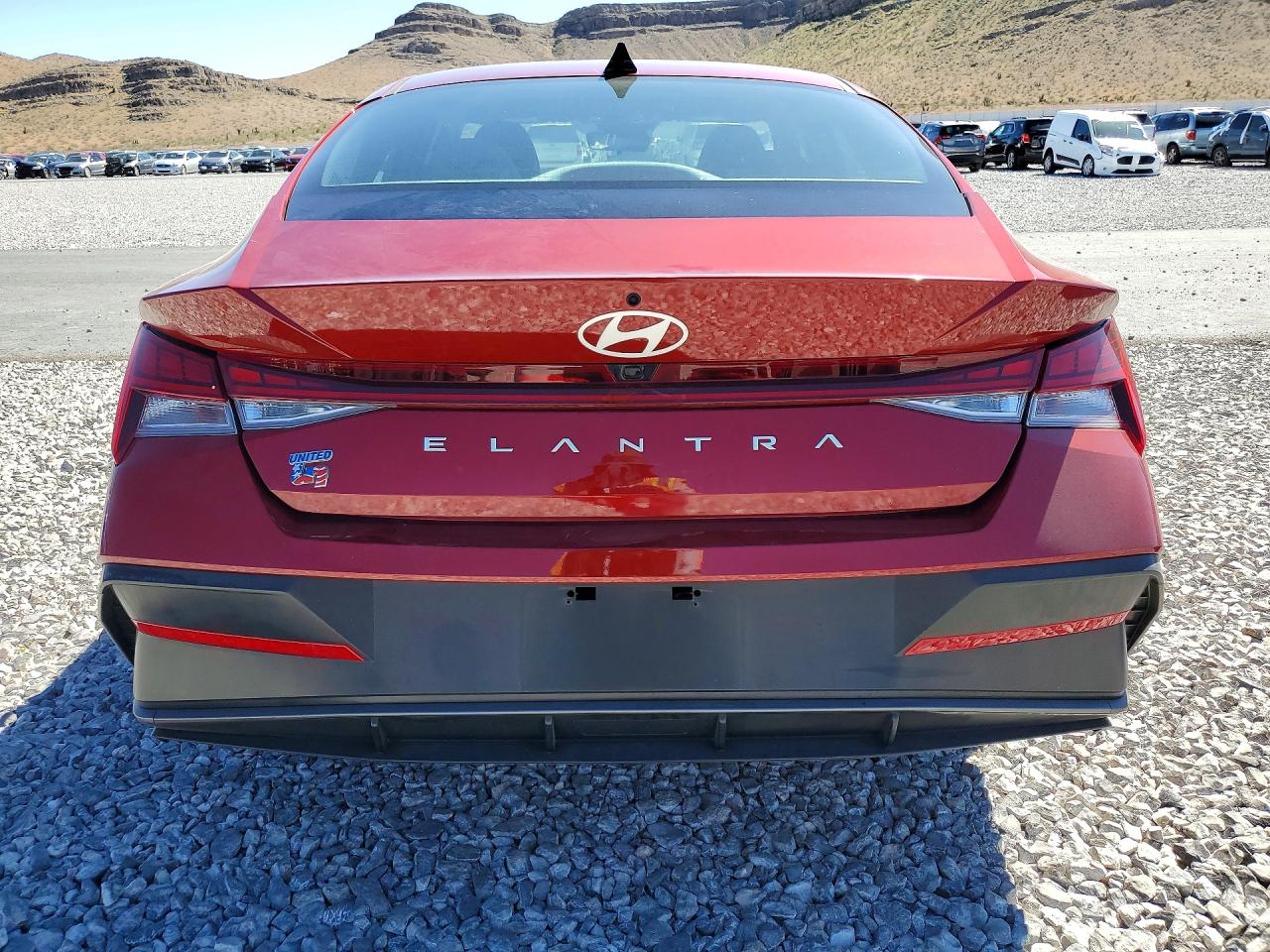 2025 HYUNDAI ELANTRA SEL CONVENIENCE photo 11