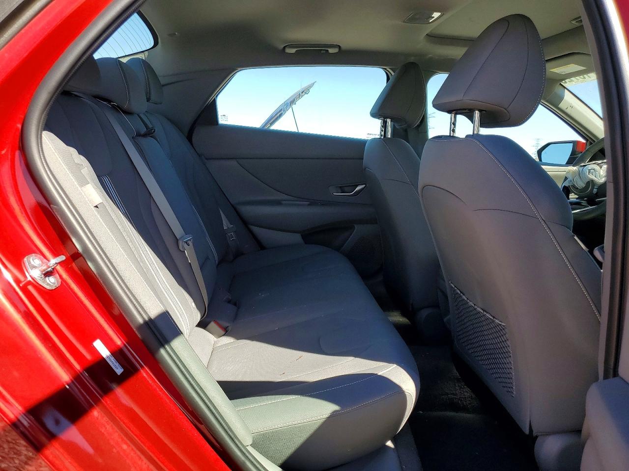 2025 HYUNDAI ELANTRA SEL CONVENIENCE photo 19