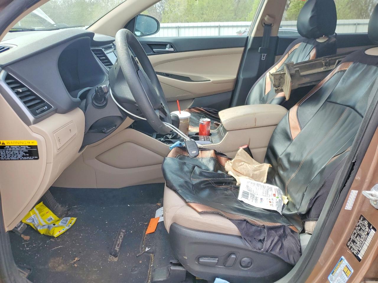 2016 HYUNDAI TUCSON SE photo 7