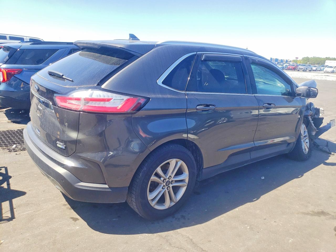 2019 FORD EDGE SEL photo 3
