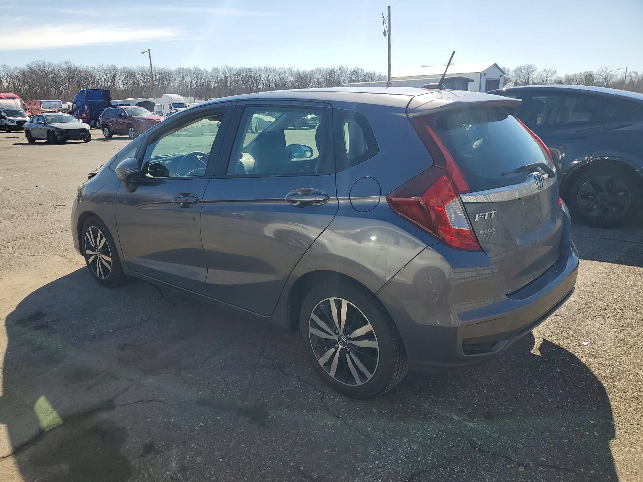 2019 HONDA FIT EX photo 2