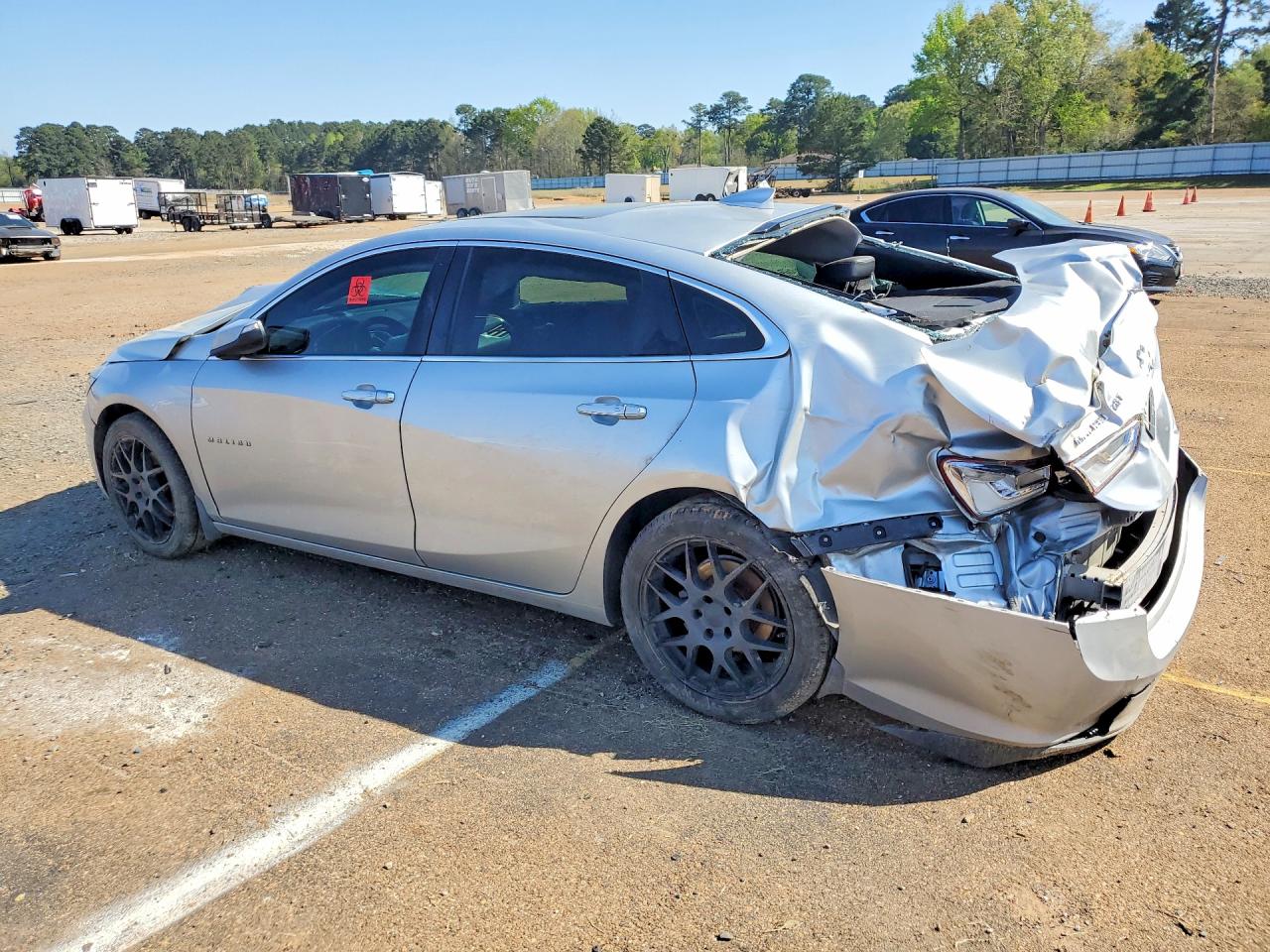 2017 CHEVROLET MALIBU PREMIER photo 2