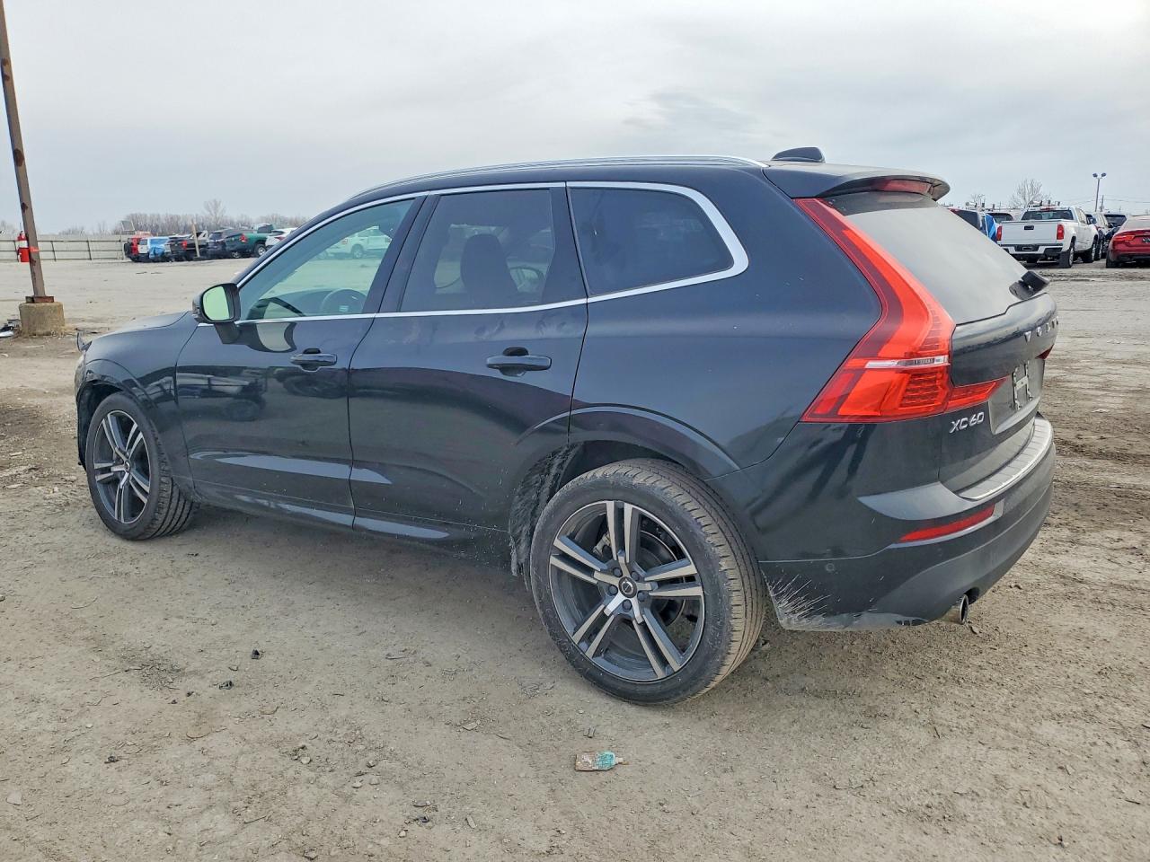 2019 VOLVO XC60 T5 photo 3