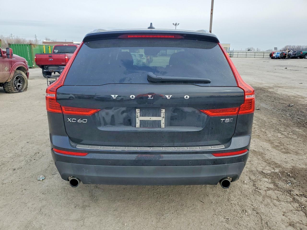 2019 VOLVO XC60 T5 photo 11