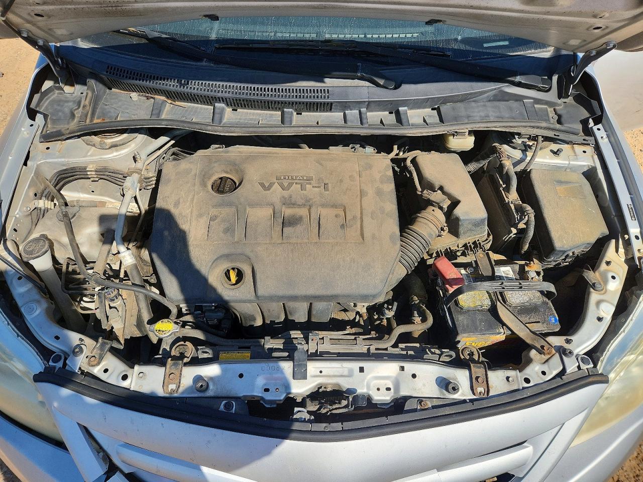 2011 TOYOTA COROLLA LE photo 11