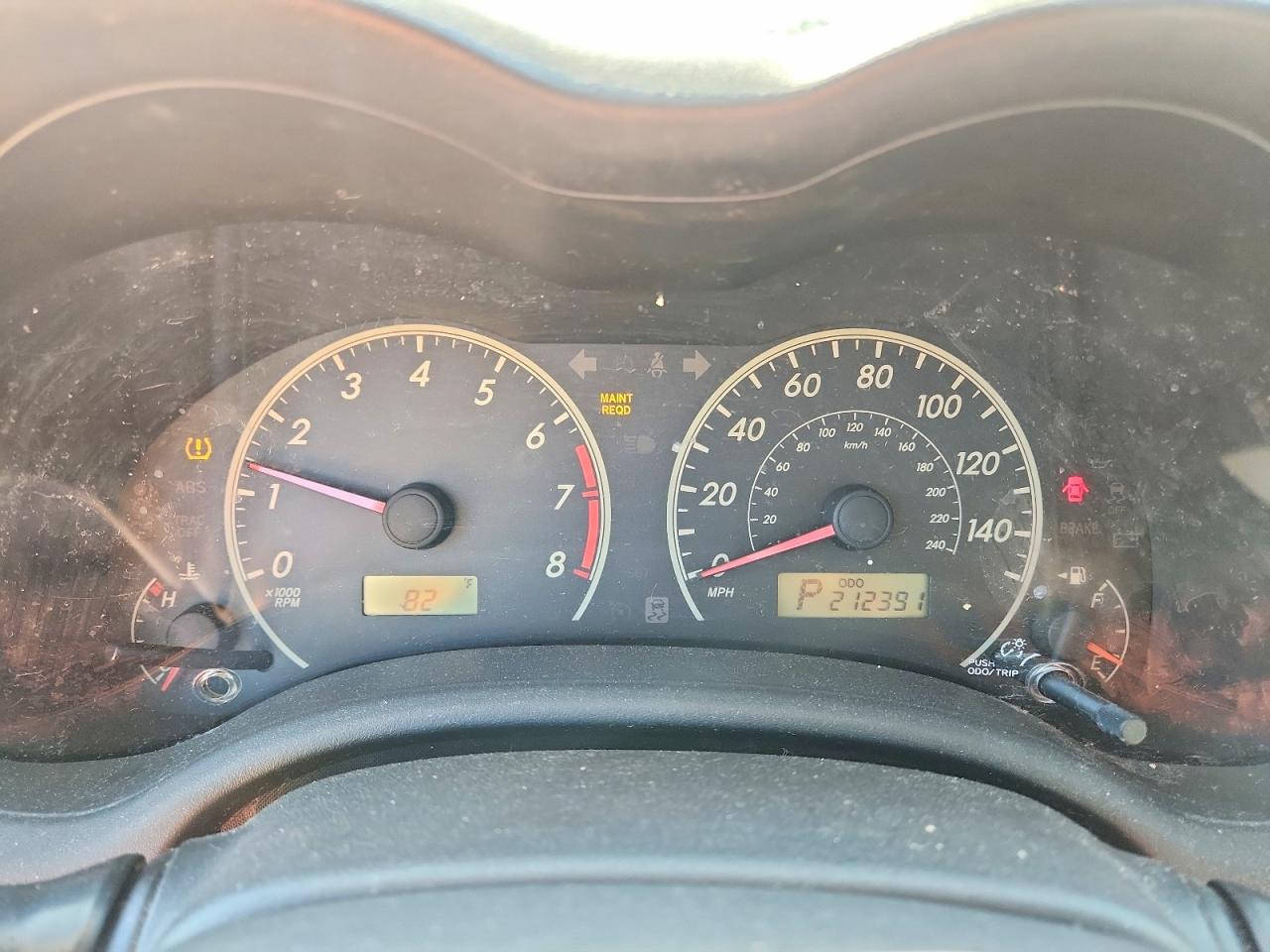 2011 TOYOTA COROLLA LE photo 9