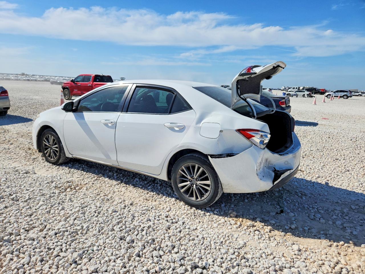 2015 TOYOTA COROLLA LE PLUS photo 3