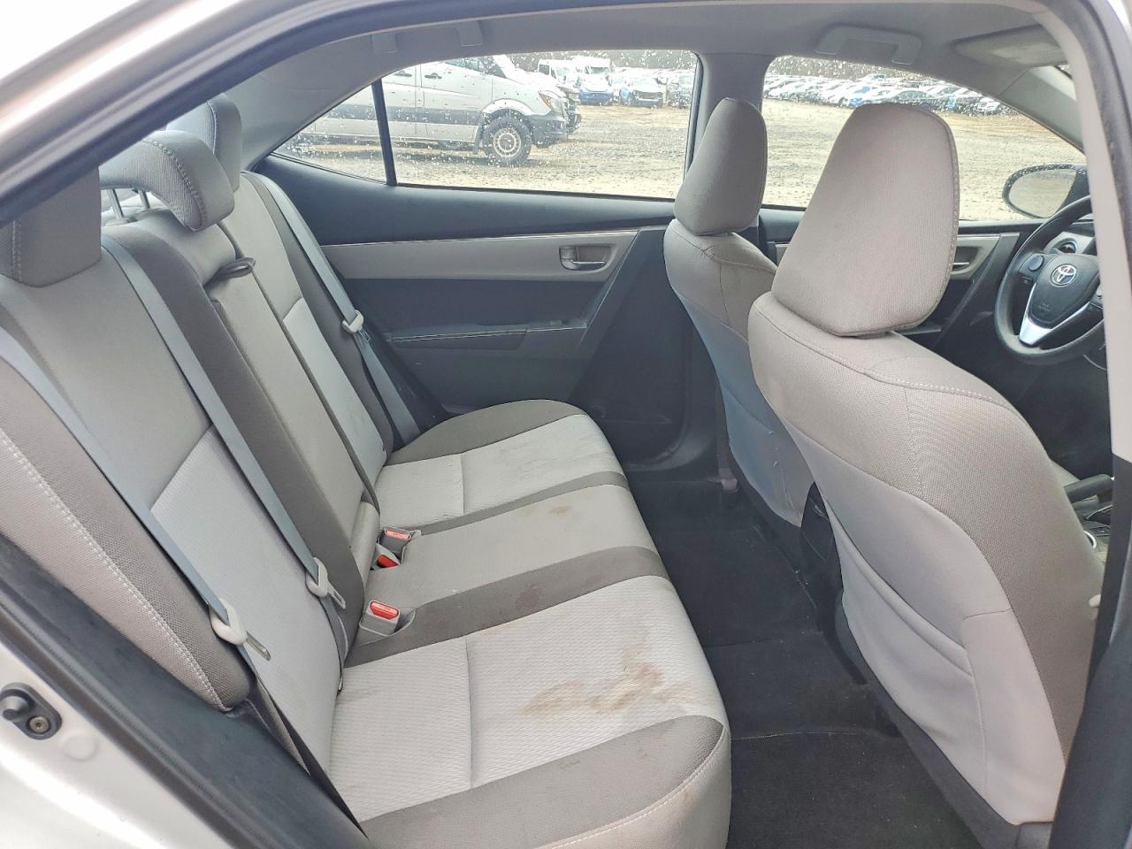 2017 TOYOTA COROLLA LE photo 28
