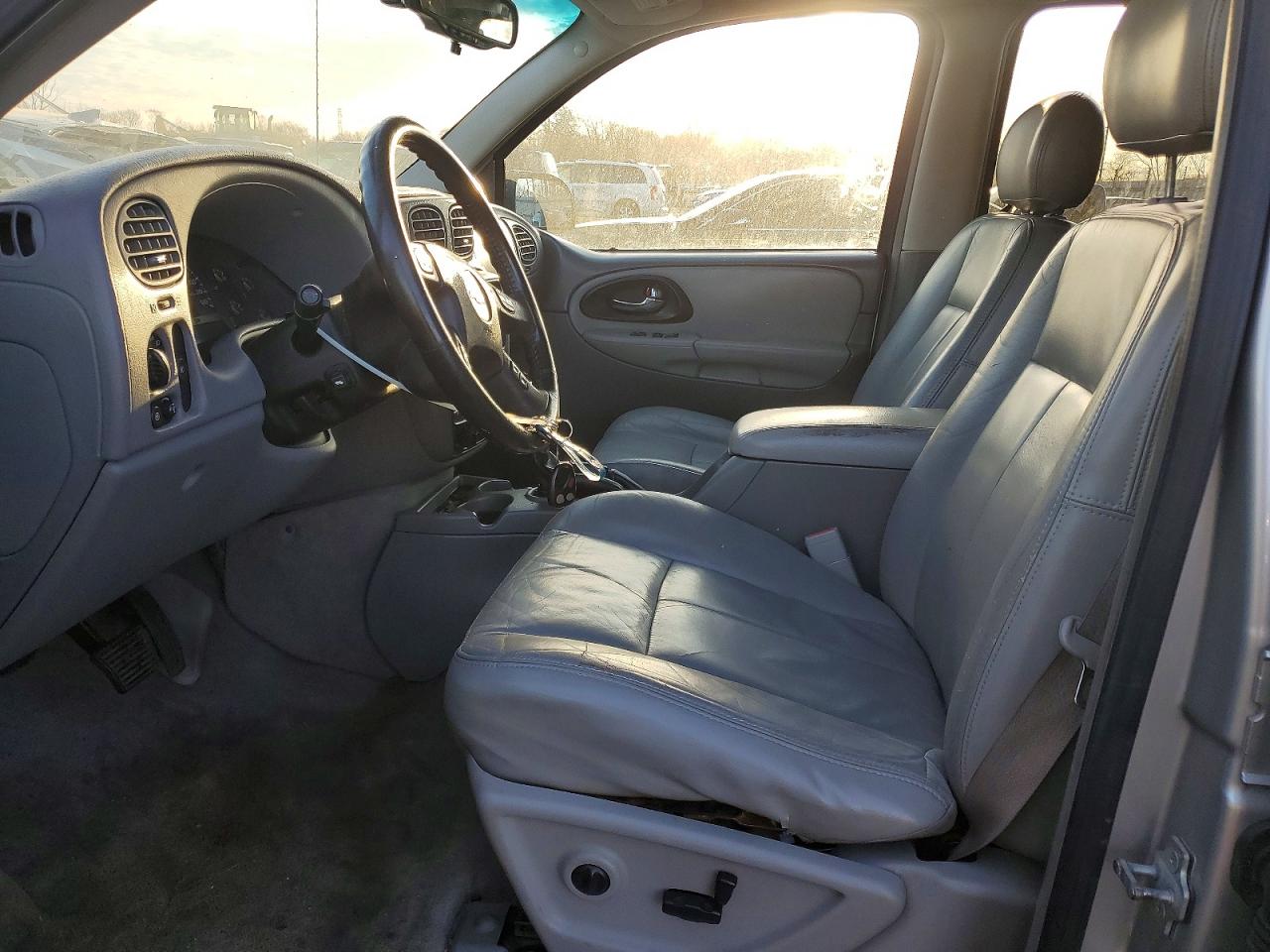 2005 CHEVROLET TRAILBLAZER LS photo 7