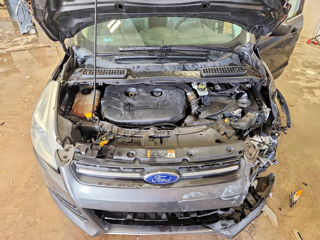 2015 FORD ESCAPE SE photo 23