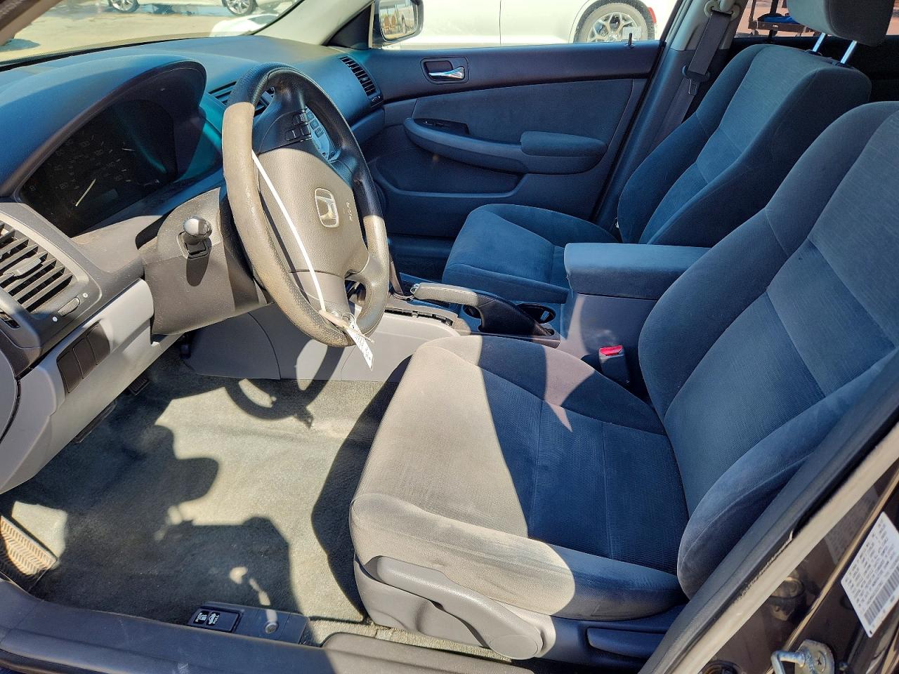 2007 HONDA ACCORD LX photo 7