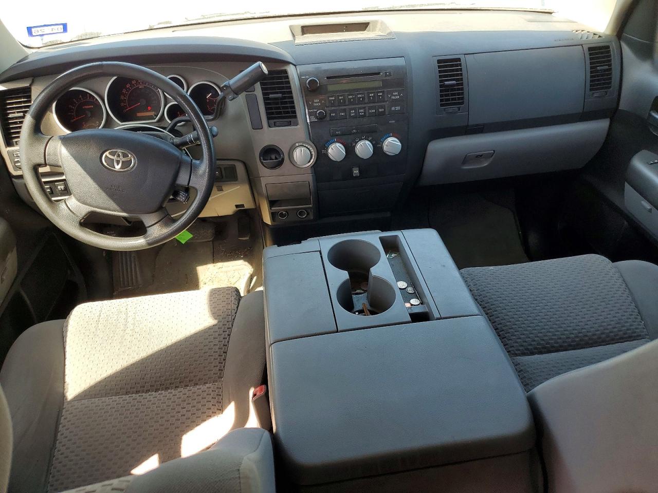 2010 TOYOTA TUNDRA photo 15