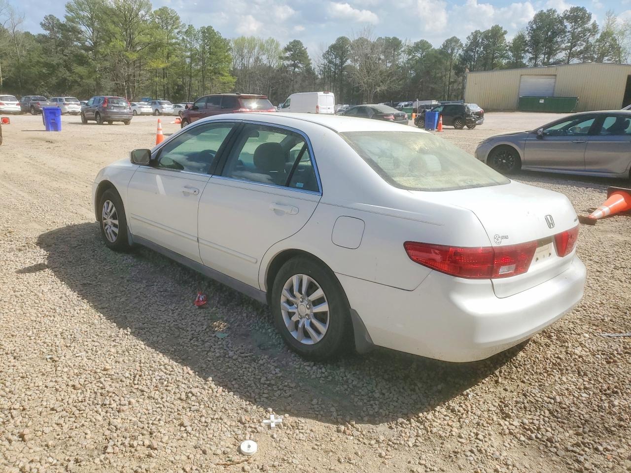 2005 HONDA ACCORD LX photo 4