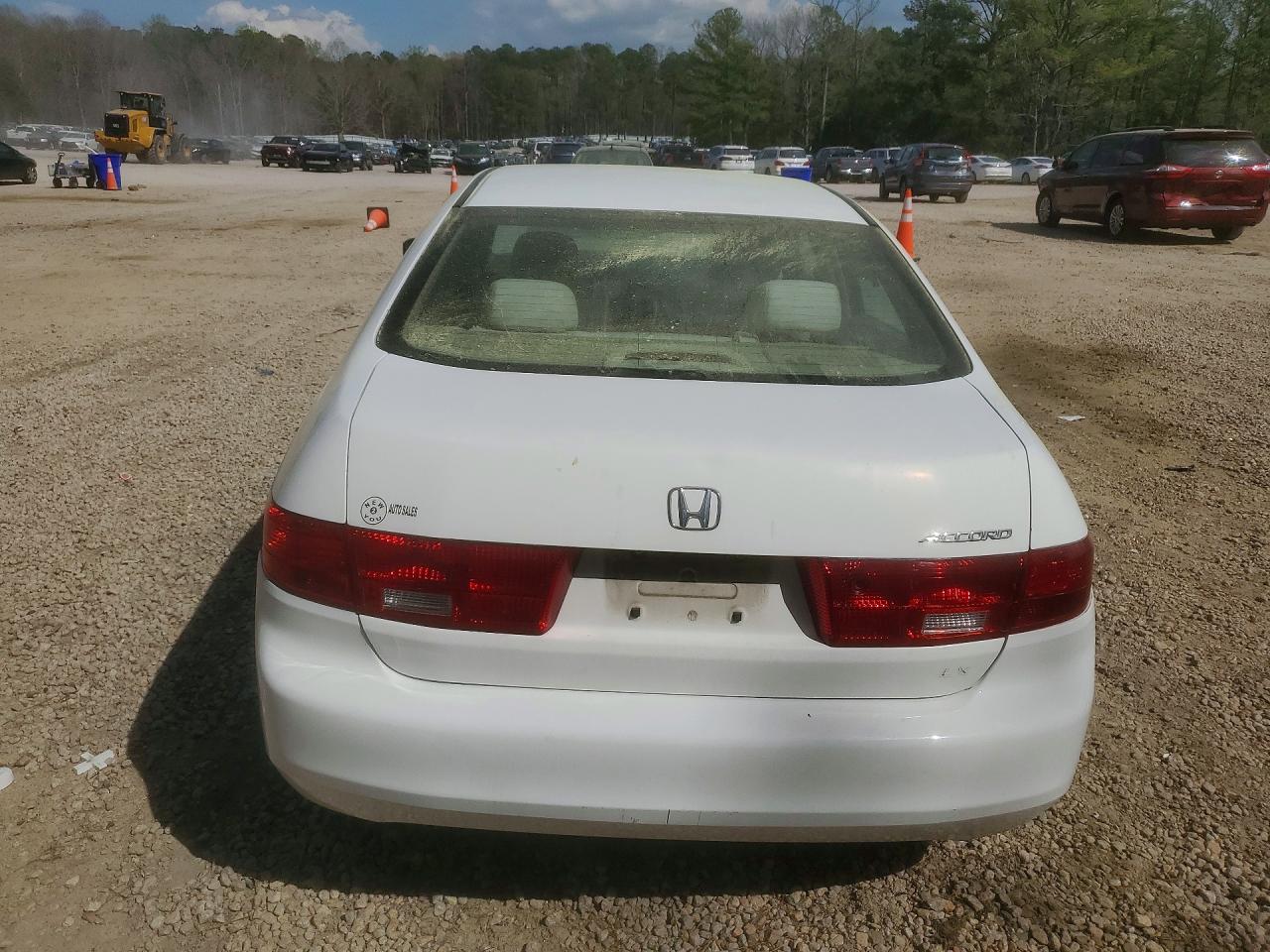 2005 HONDA ACCORD LX photo 16