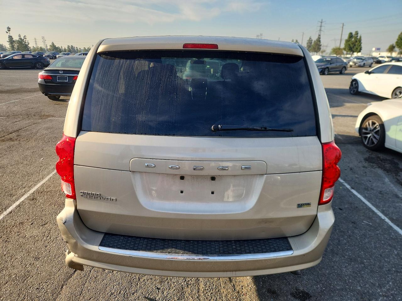 2013 DODGE GRAND CARAVAN SE photo 11