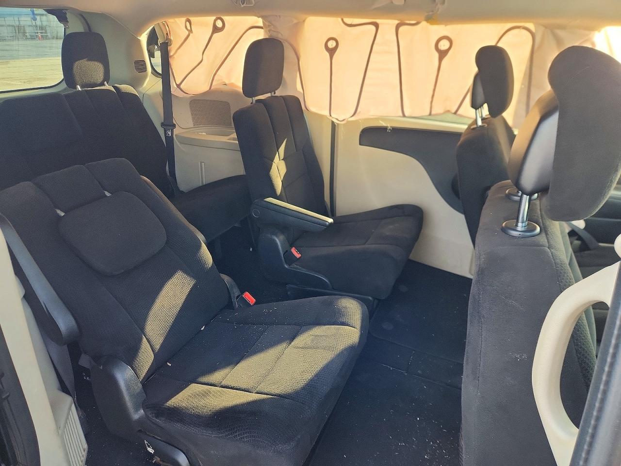 2013 DODGE GRAND CARAVAN SE photo 19