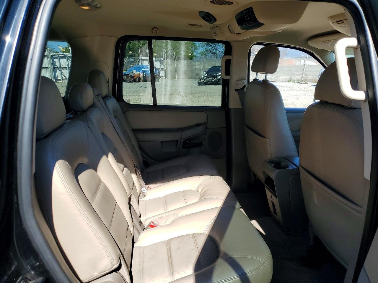 2005 FORD EXPLORER XLT photo 21