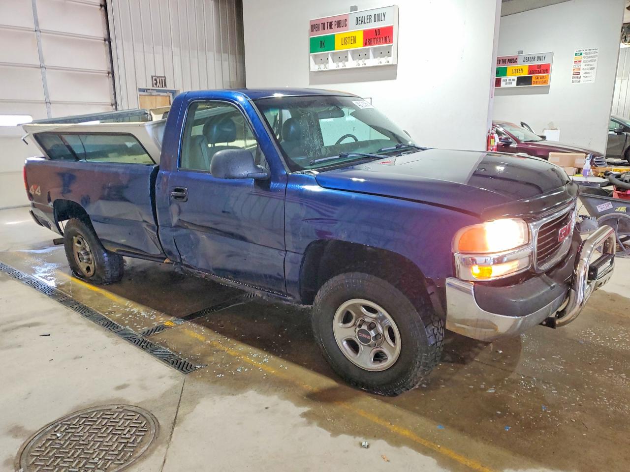 2002 GMC NEW SIERRA K1500 photo 4
