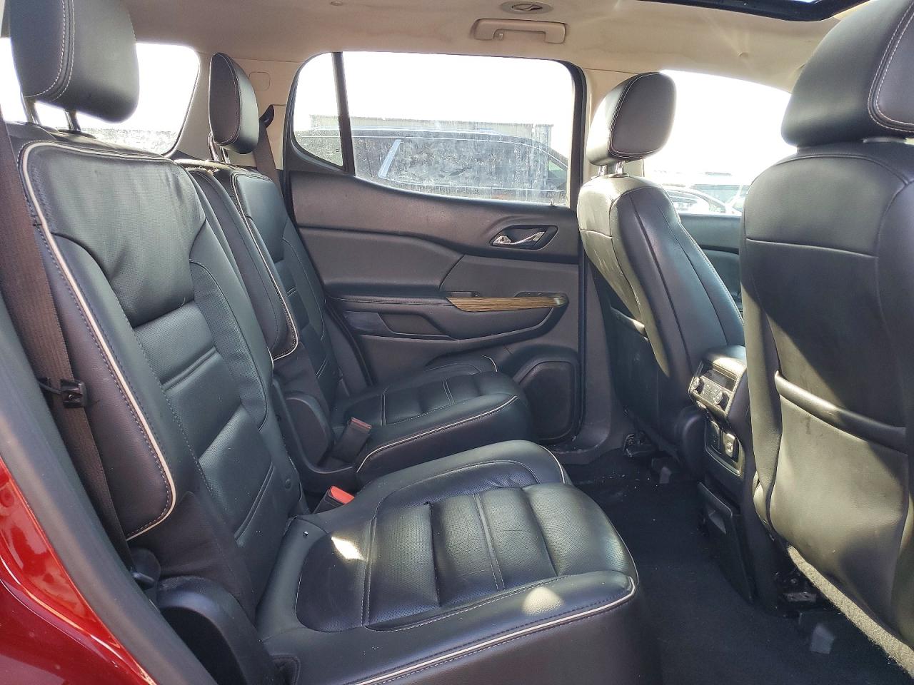 2017 GMC ACADIA DENALI photo 11