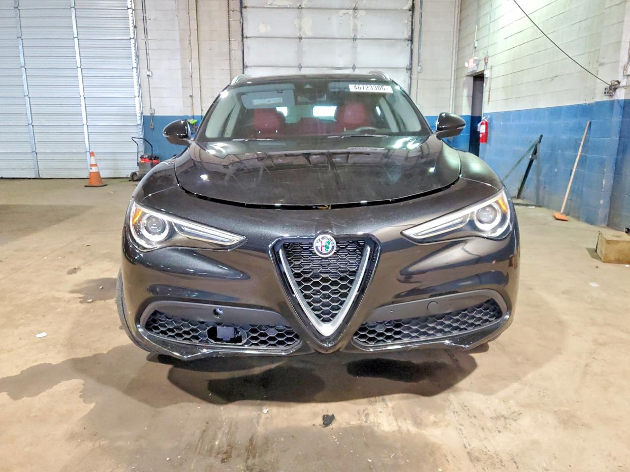 2021 ALFA ROMEO STELVIO SPORT photo 9