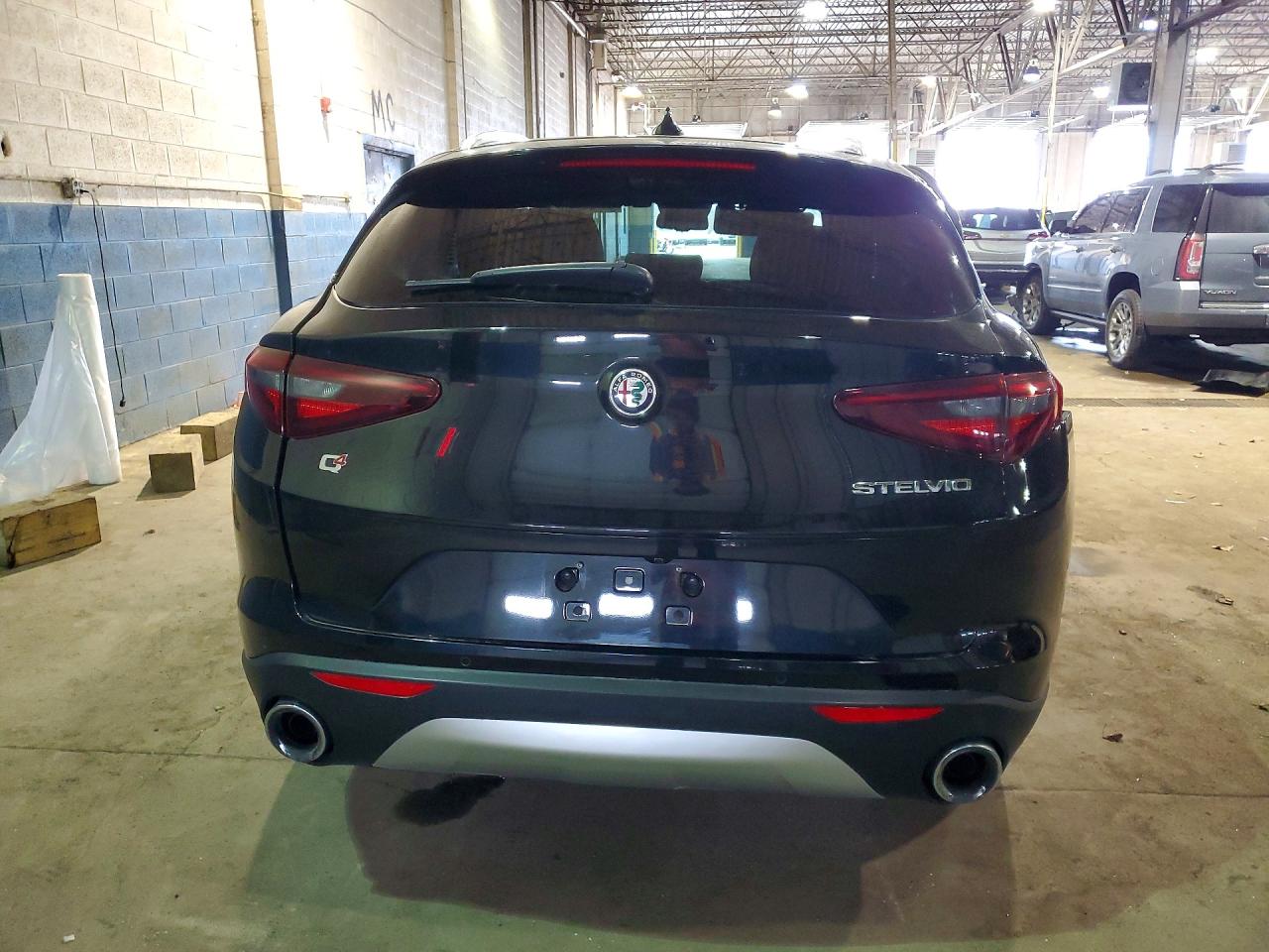 2021 ALFA ROMEO STELVIO SPORT photo 11