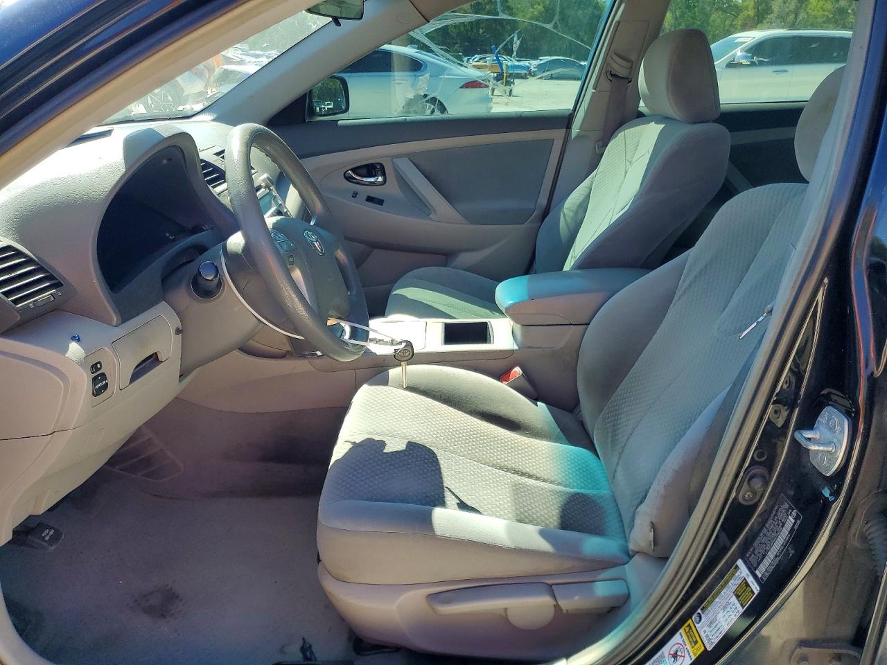 2009 TOYOTA CAMRY BASE photo 13