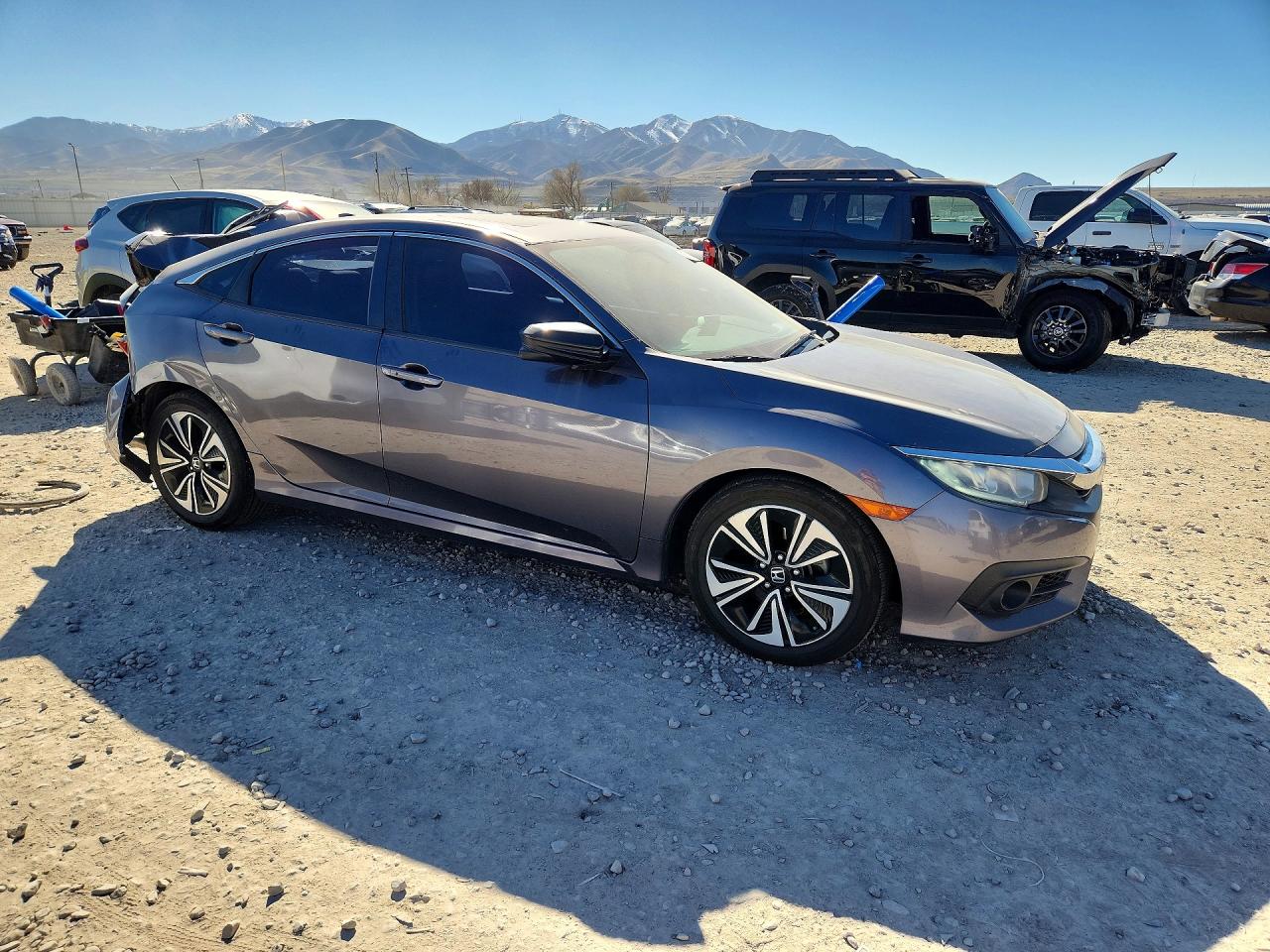 2017 HONDA CIVIC EX photo 4