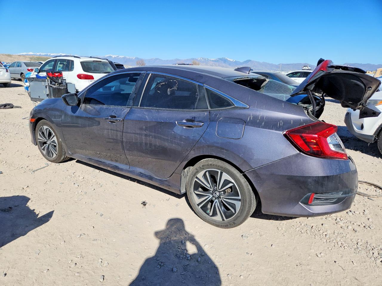 2017 HONDA CIVIC EX photo 2