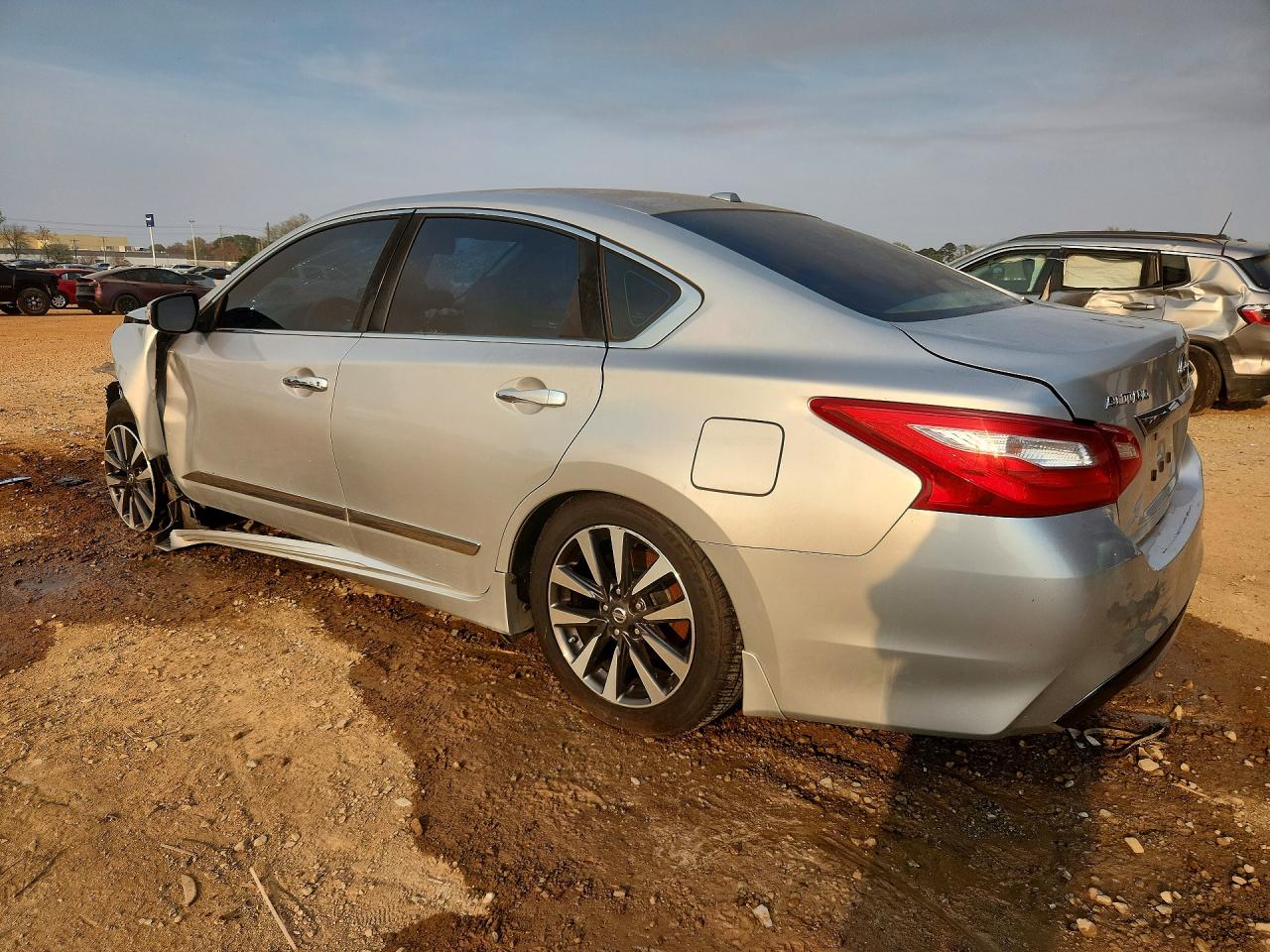 2016 NISSAN ALTIMA 2.5 SV photo 3