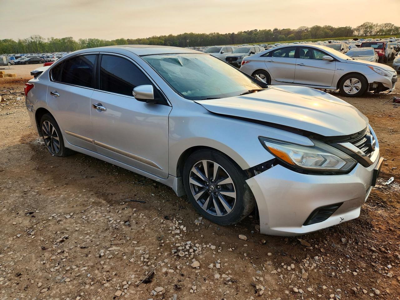 2016 NISSAN ALTIMA 2.5 SV photo 7